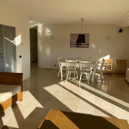 In Near The Sea * Nieuwpoort